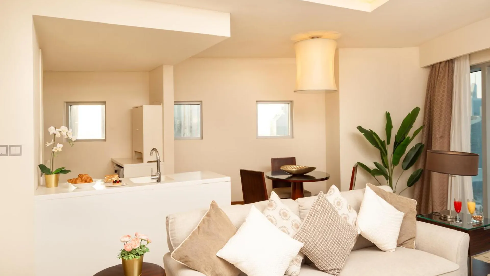 Emmar Fashion Avenue Dubai Mall Apartment
