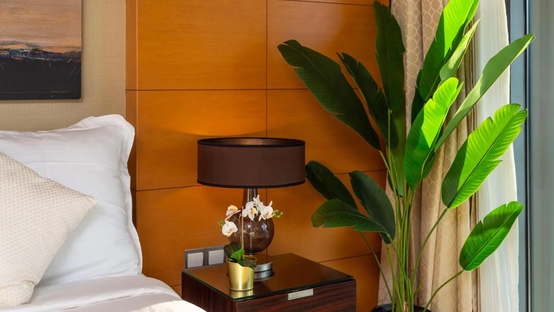 Emmar Fashion Avenue Dubai Mall Apartment