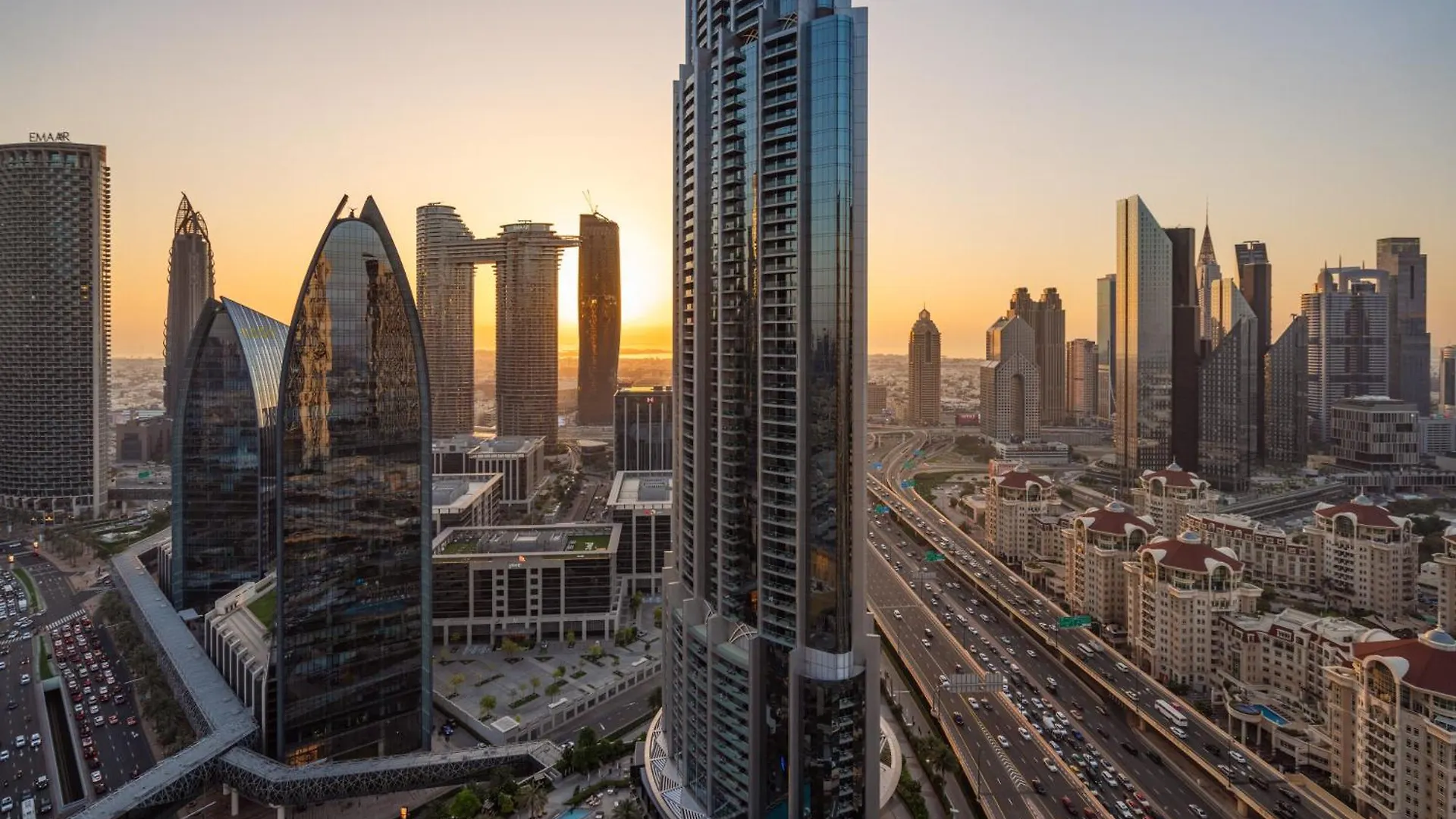 Emmar Fashion Avenue Dubai Mall 0*,  United Arab Emirates