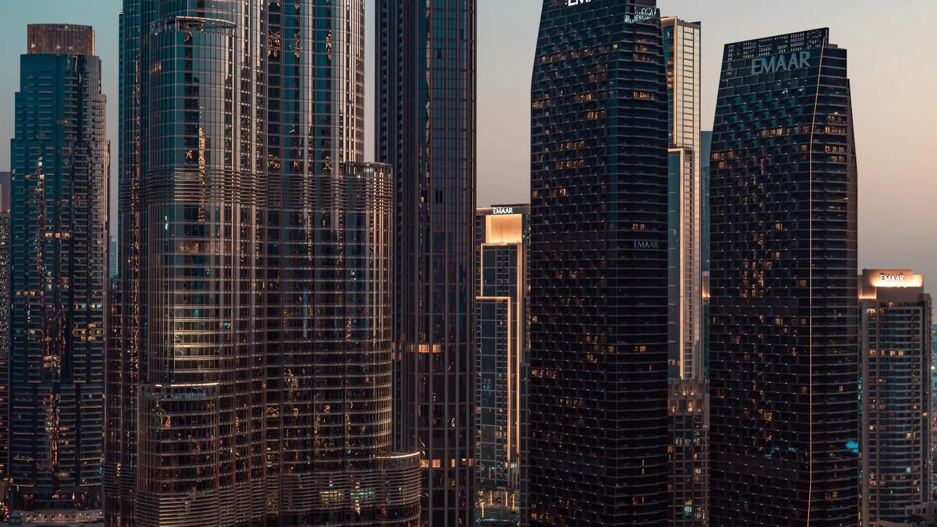 Emmar Fashion Avenue Dubai Mall Apartment